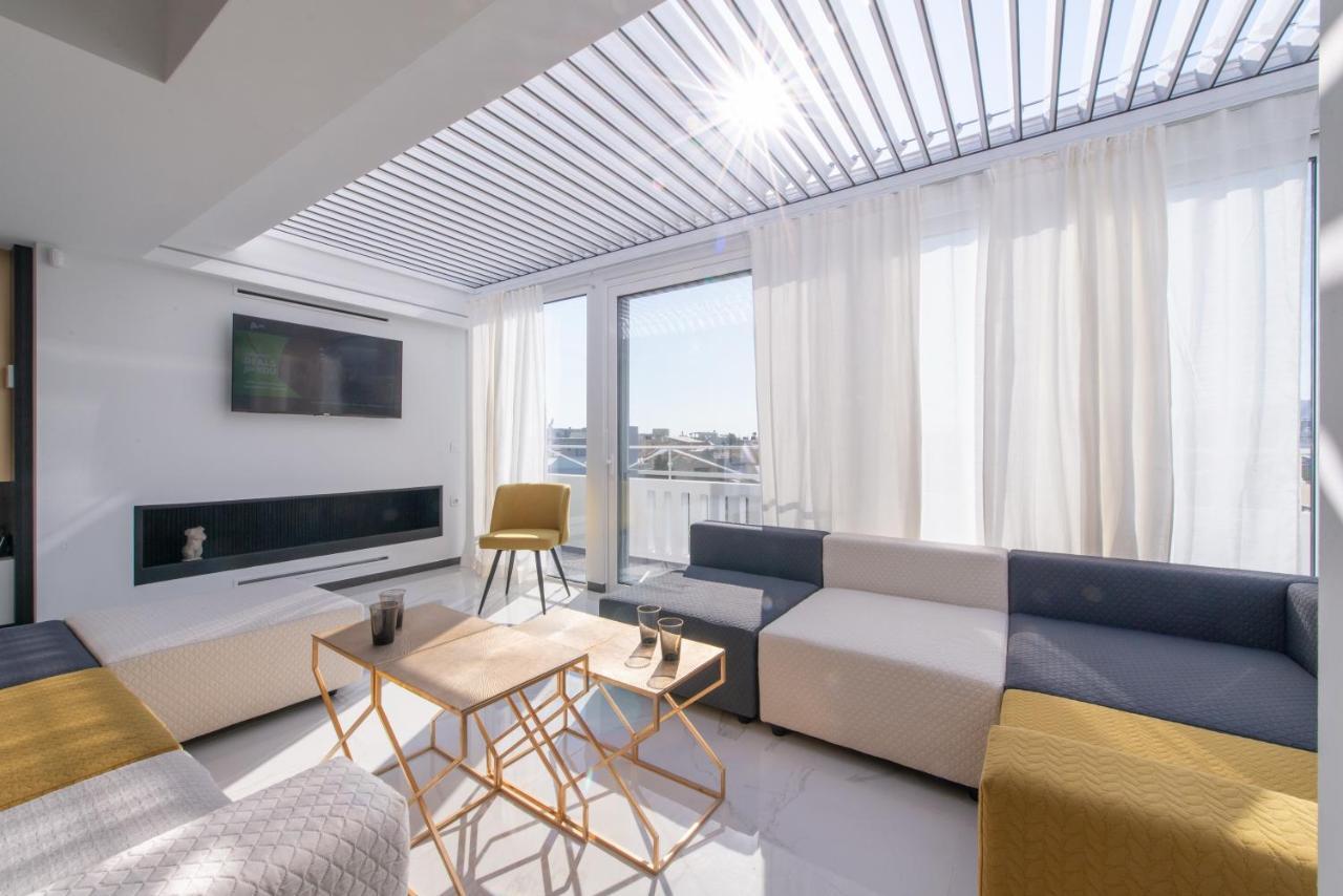 H Experience Spectacular Rooftop Loft 伊拉克利翁 外观 照片